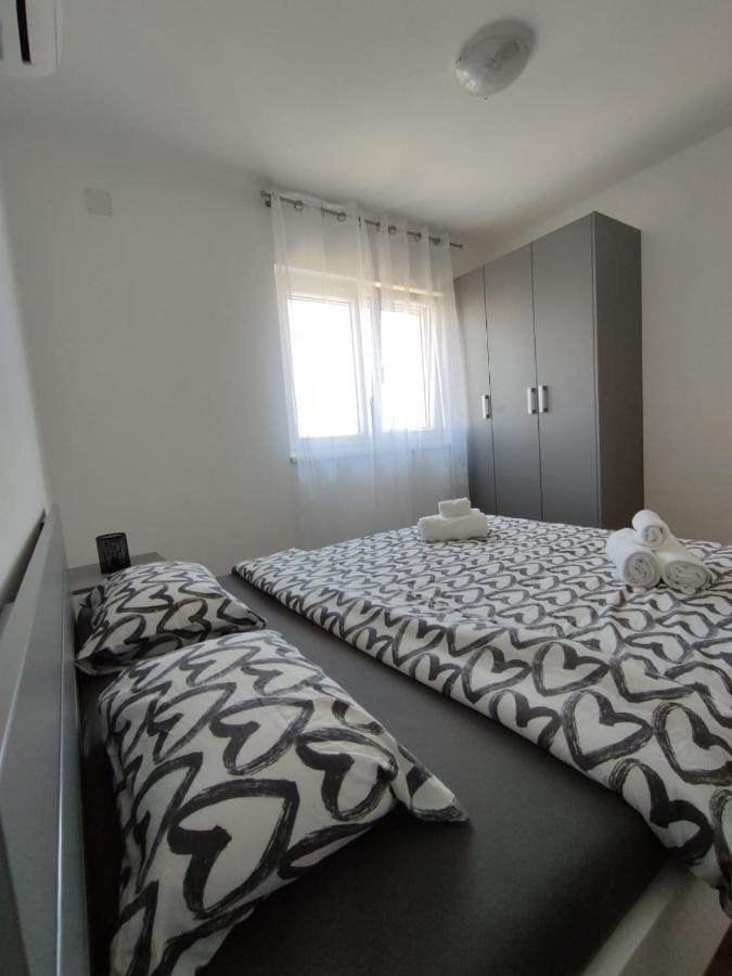 Apartman Ivana บีโอกราดนาโมรู ภายนอก รูปภาพ