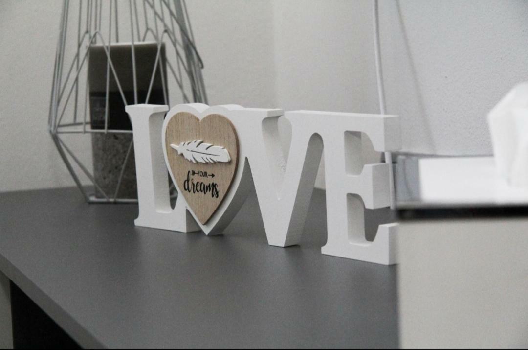 Apartman Ivana บีโอกราดนาโมรู ภายนอก รูปภาพ