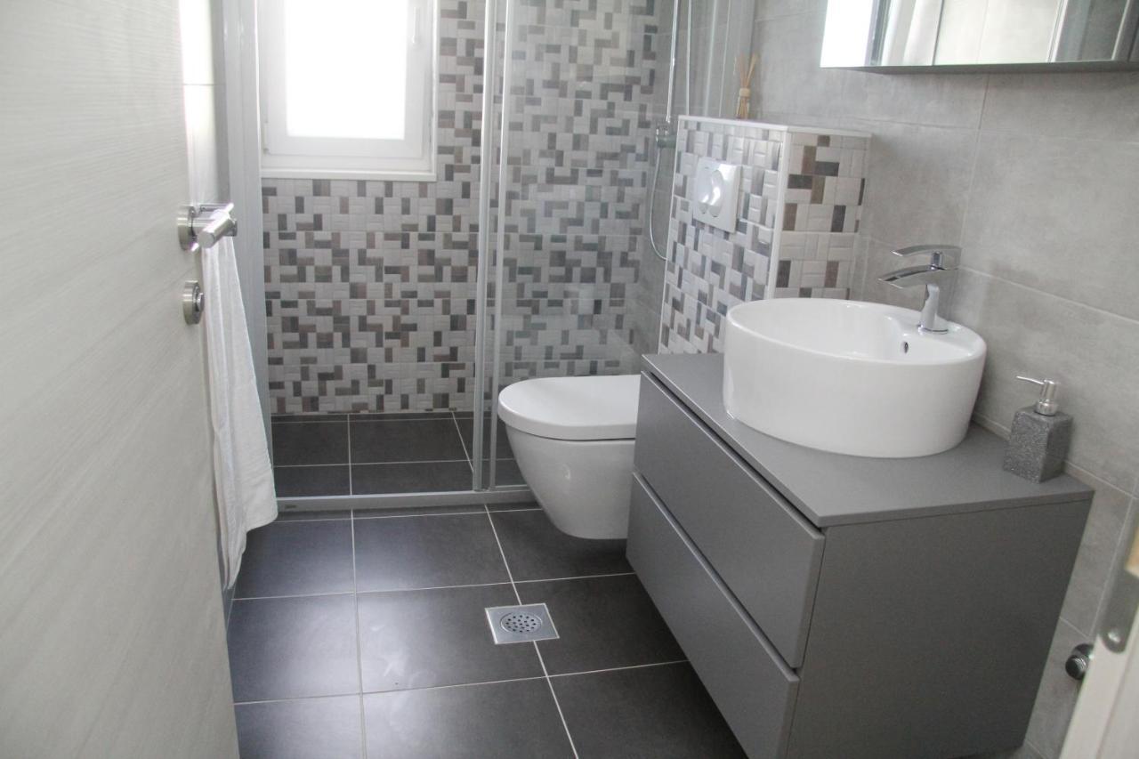 Apartman Ivana บีโอกราดนาโมรู ภายนอก รูปภาพ