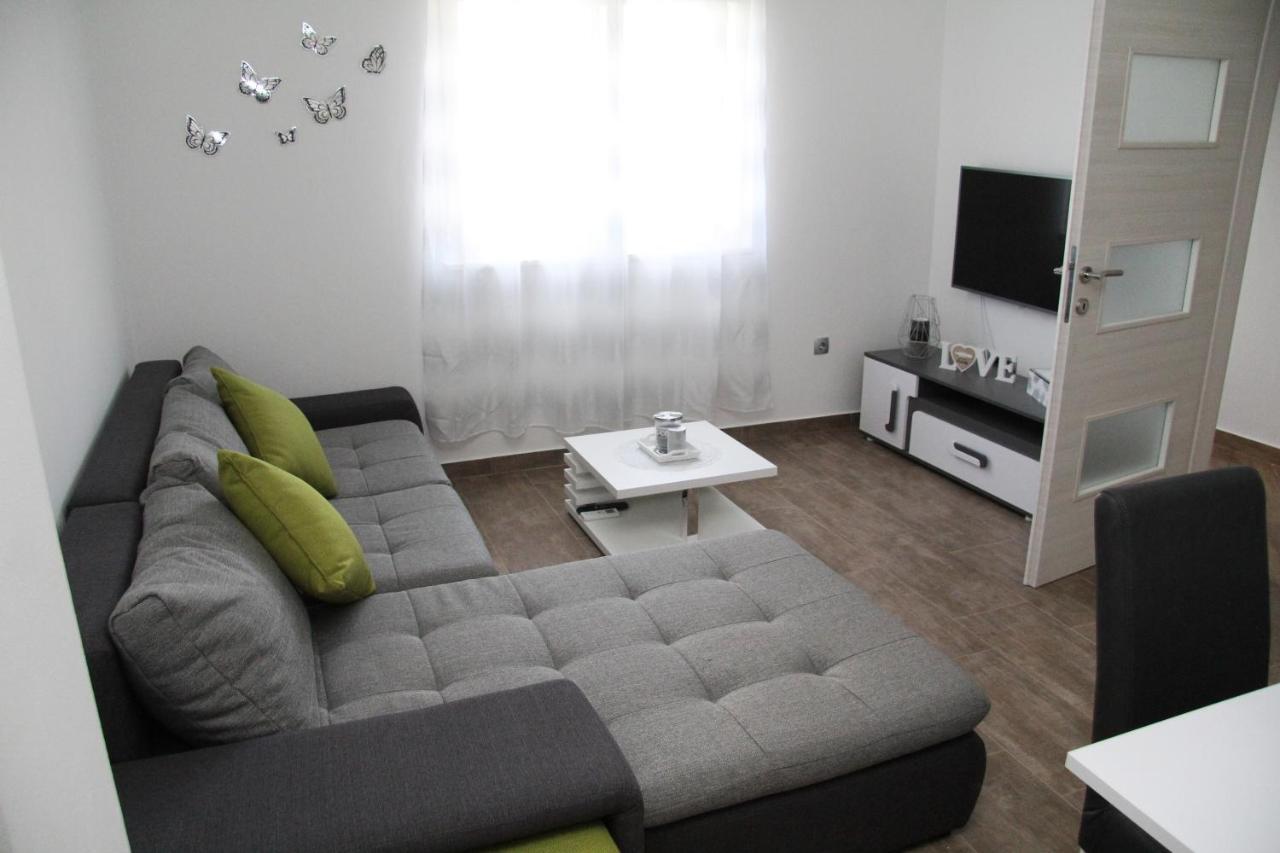 Apartman Ivana บีโอกราดนาโมรู ภายนอก รูปภาพ